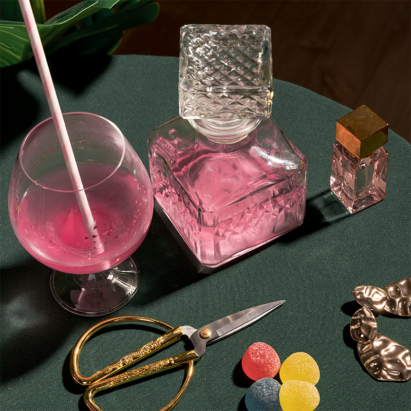 Blending Timeless Elegance with Contemporary Flair: Discover Your Perfect Accessory Style