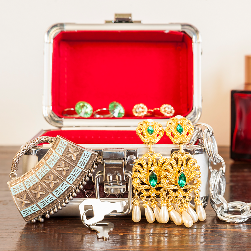 Preserve Your Glamour: Essential Tips for Caring for Your Precious Accessories